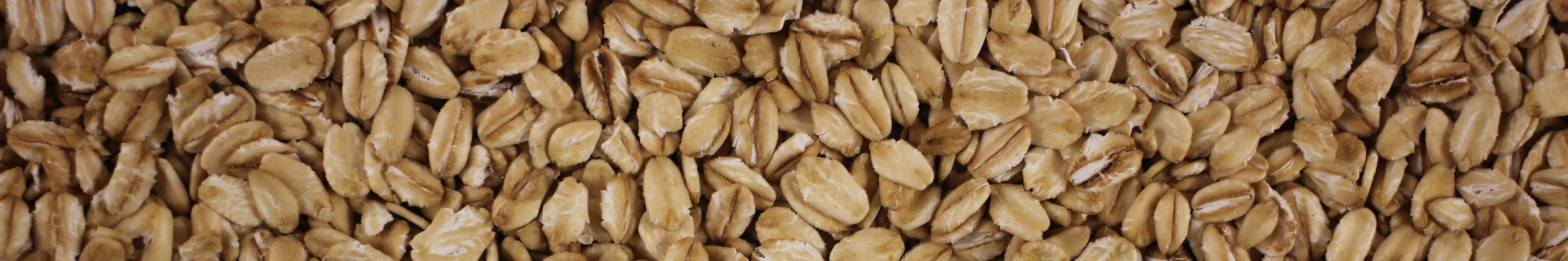 A bunch of loose oats.