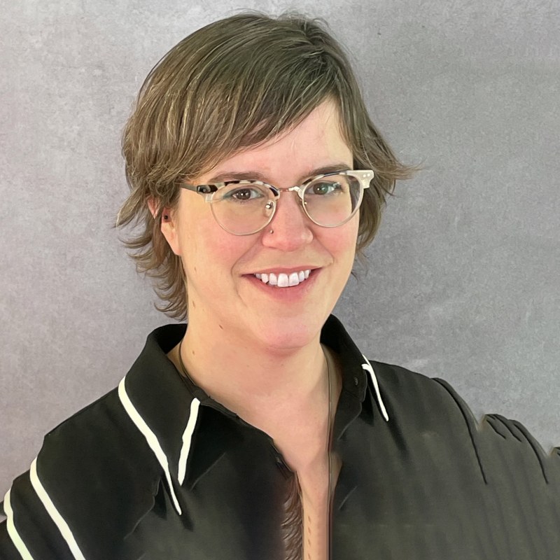 Elizabeth French's Headshot Image