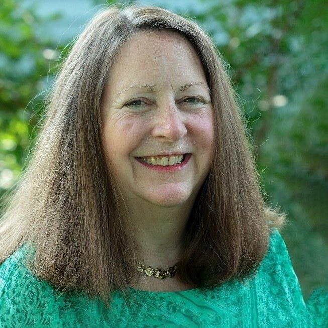 Ellen Dierenfeld's Headshot Image