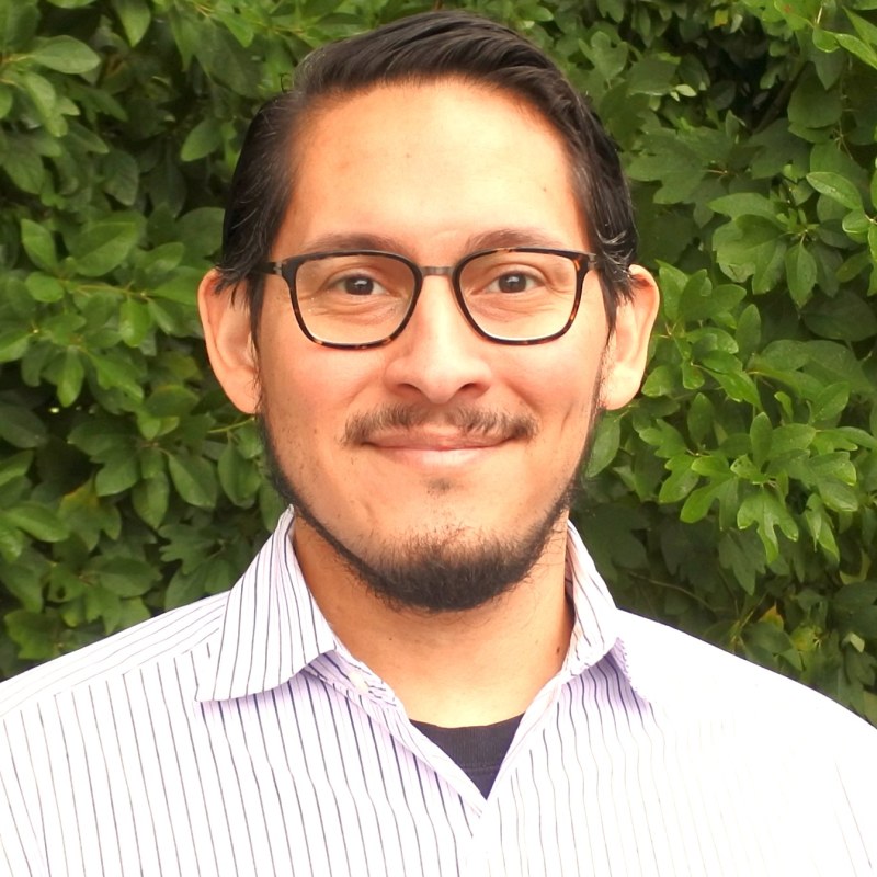 Headshot of Ricardo Ekmay