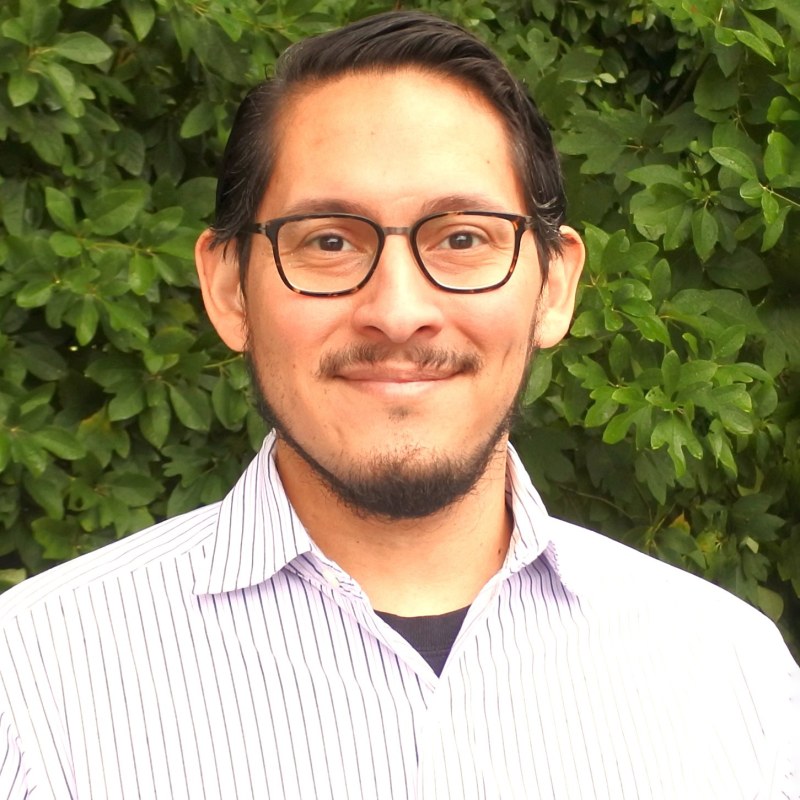 Headshot of Ricardo Ekmay