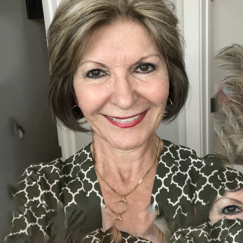 Sandra Solaiman's Headshot Image